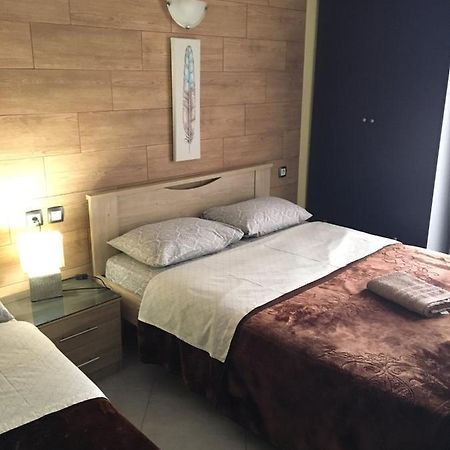G M 1 Rooms Kentro In The Heart Of The City Лариса Экстерьер фото