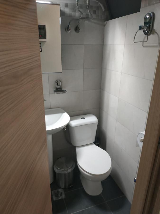 G M 1 Rooms Kentro In The Heart Of The City Лариса Экстерьер фото